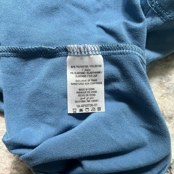 Blue Daisy Embroidered Women's Top - Picture 5 of 6